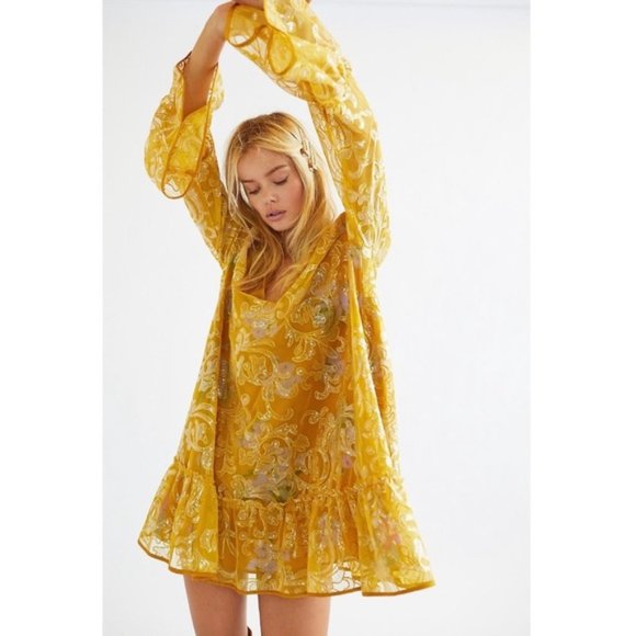 Free People Dresses & Skirts - Free People Falling Flowers Frock | XS